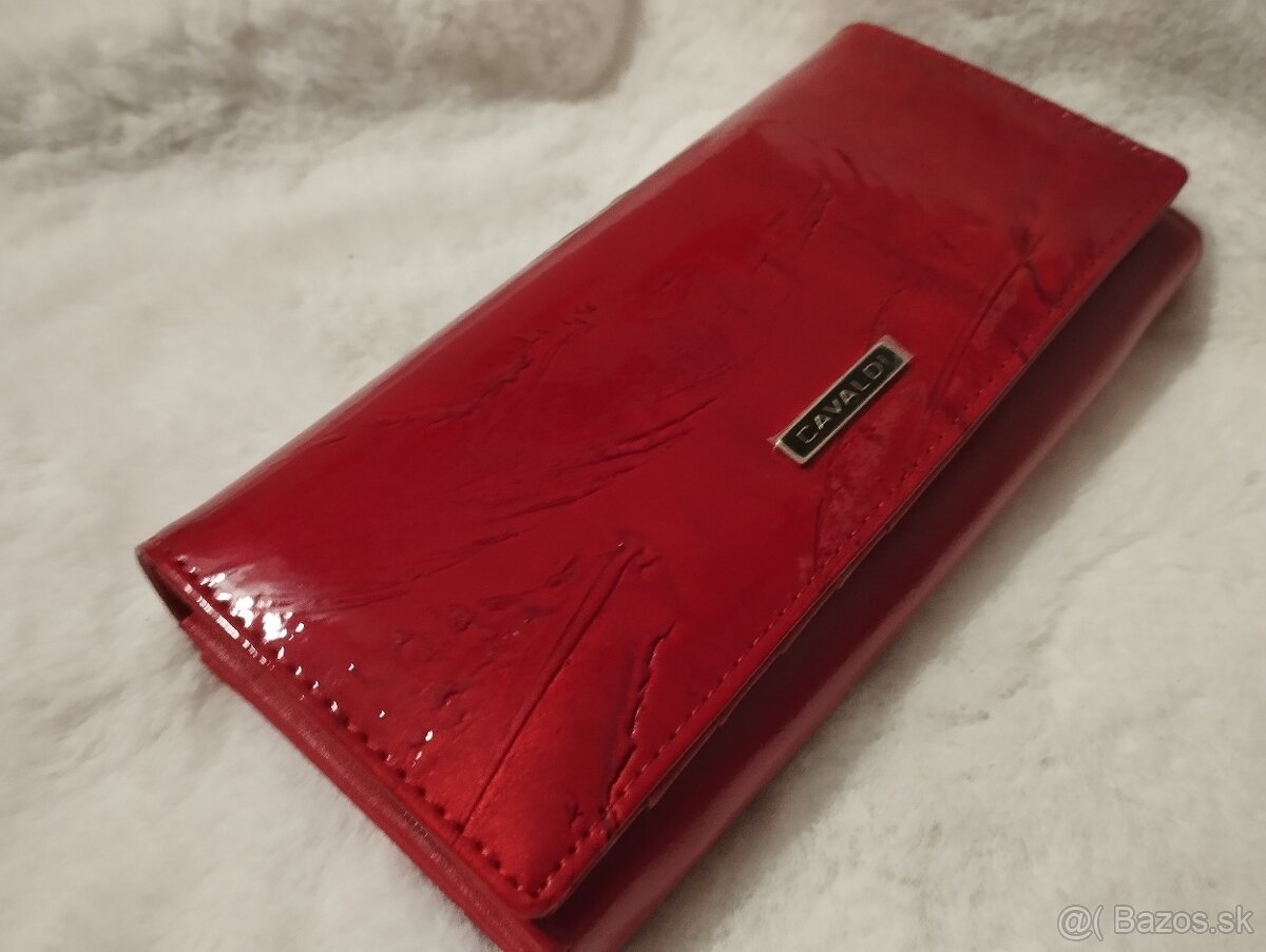 Dámska červená peňaženka Cavaldi v krabicke - 7