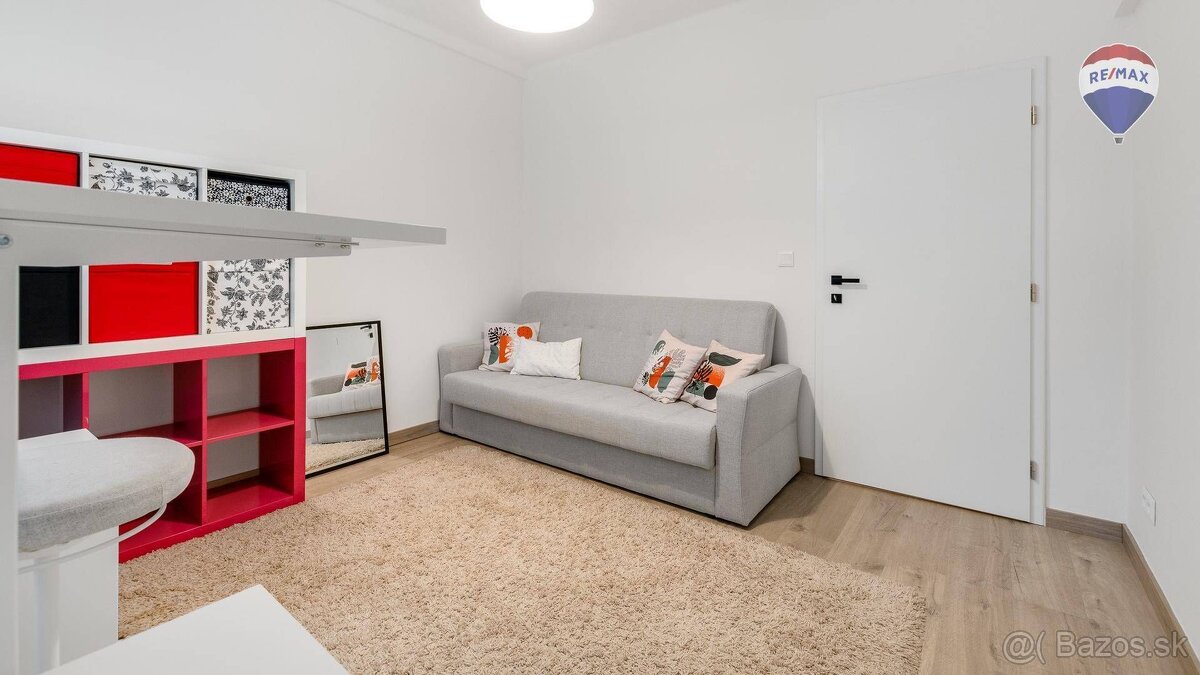 NA PREDAJ-3 izbový dizajnový, kompletne zrekonštruovaný byt - 7