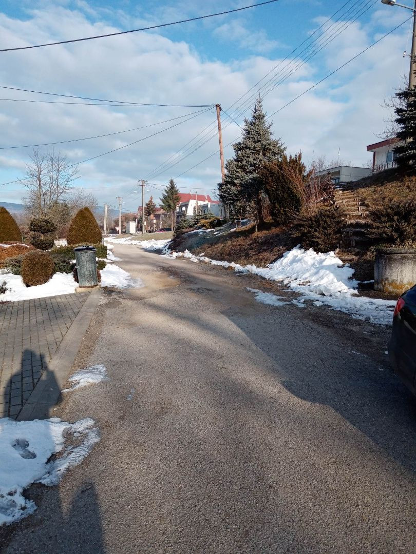 Exkluzívna ponuka rovinatého pozemku v obci Malé Hoste - 978 - 7