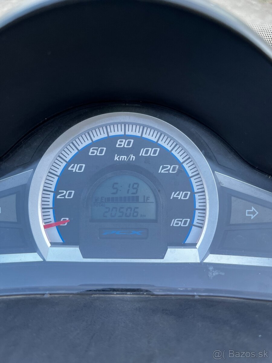 HONDA PCX 125, r. v. 2014 - 7