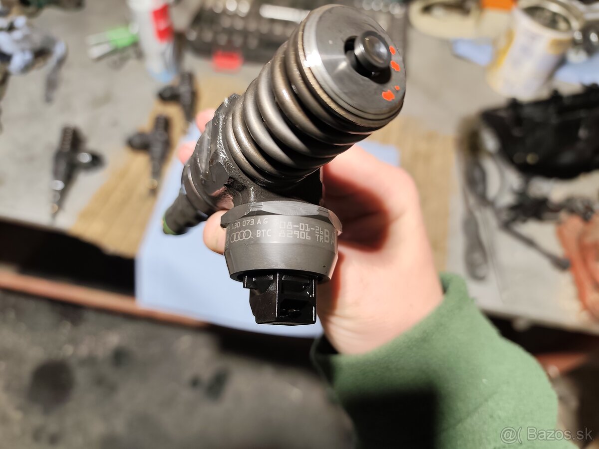 Rozpredám diely motora - 7