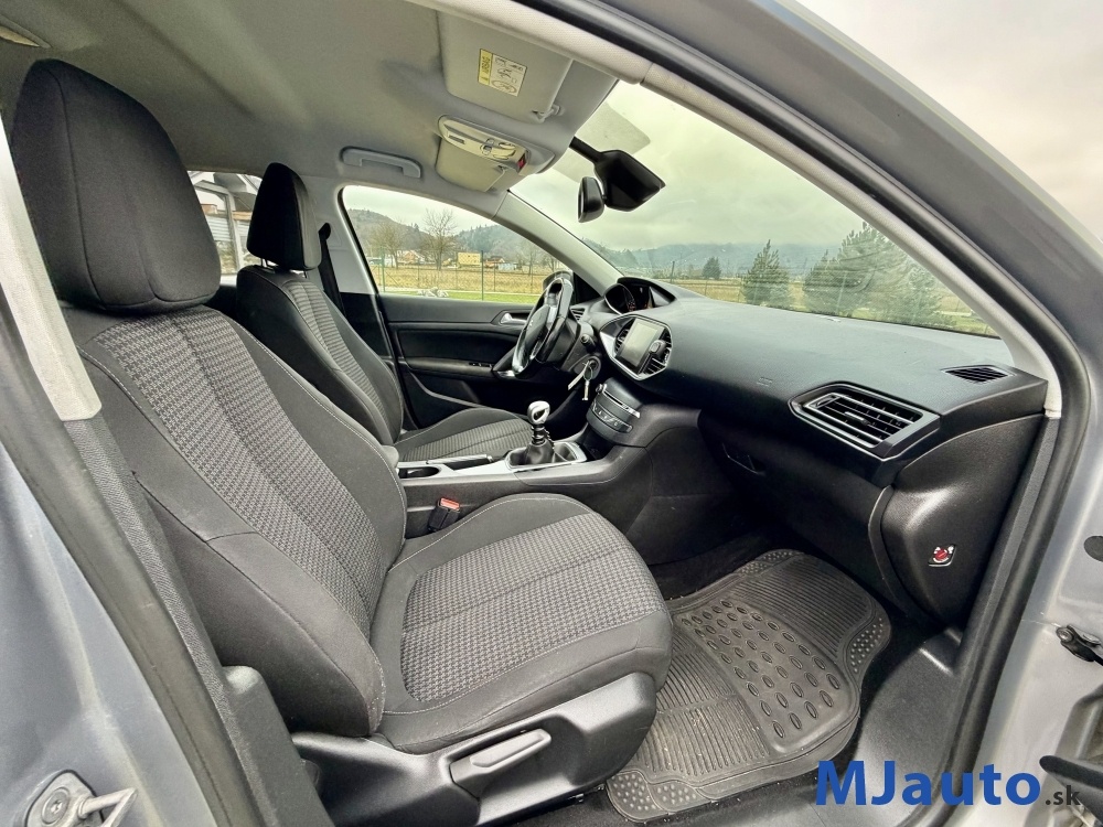 Peugeot 308 1.2i Možná výmena/leasing/úver - 7