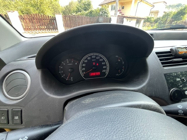 Suzuki SWIFT, 1.3 benzín, s klímou - 7