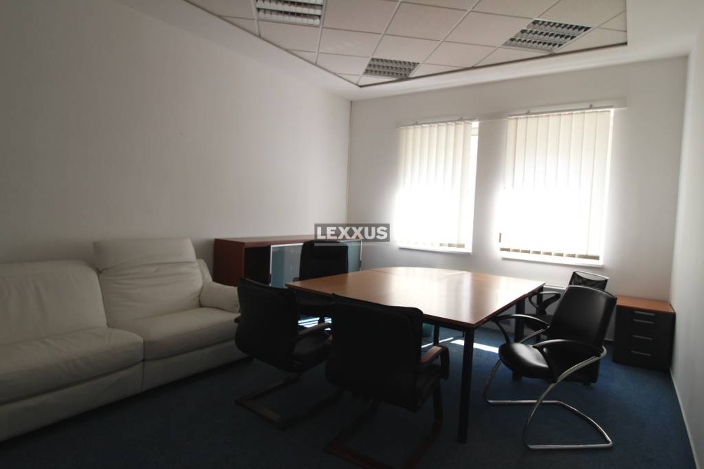 | pekná zariadená kancelária, recepcia, BA - Staré Mesto - 7