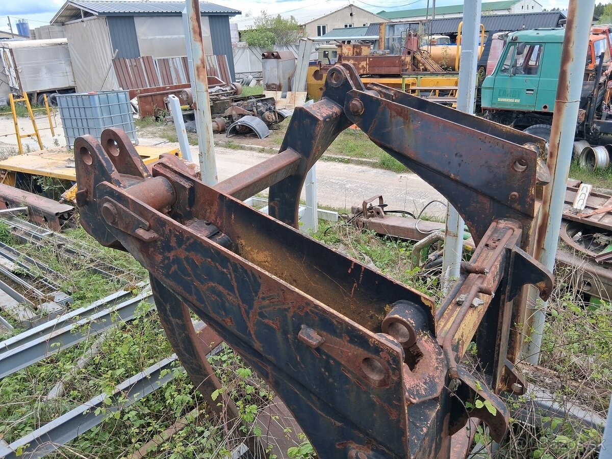 Kliešte na drevo na čelný nakladač - 7