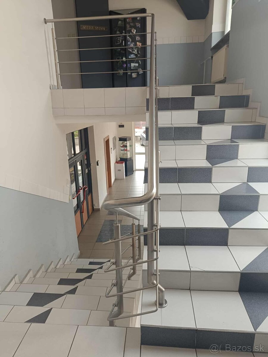 Na prenájom samostatný podnikateľský objekt Banská Bystrica - 7