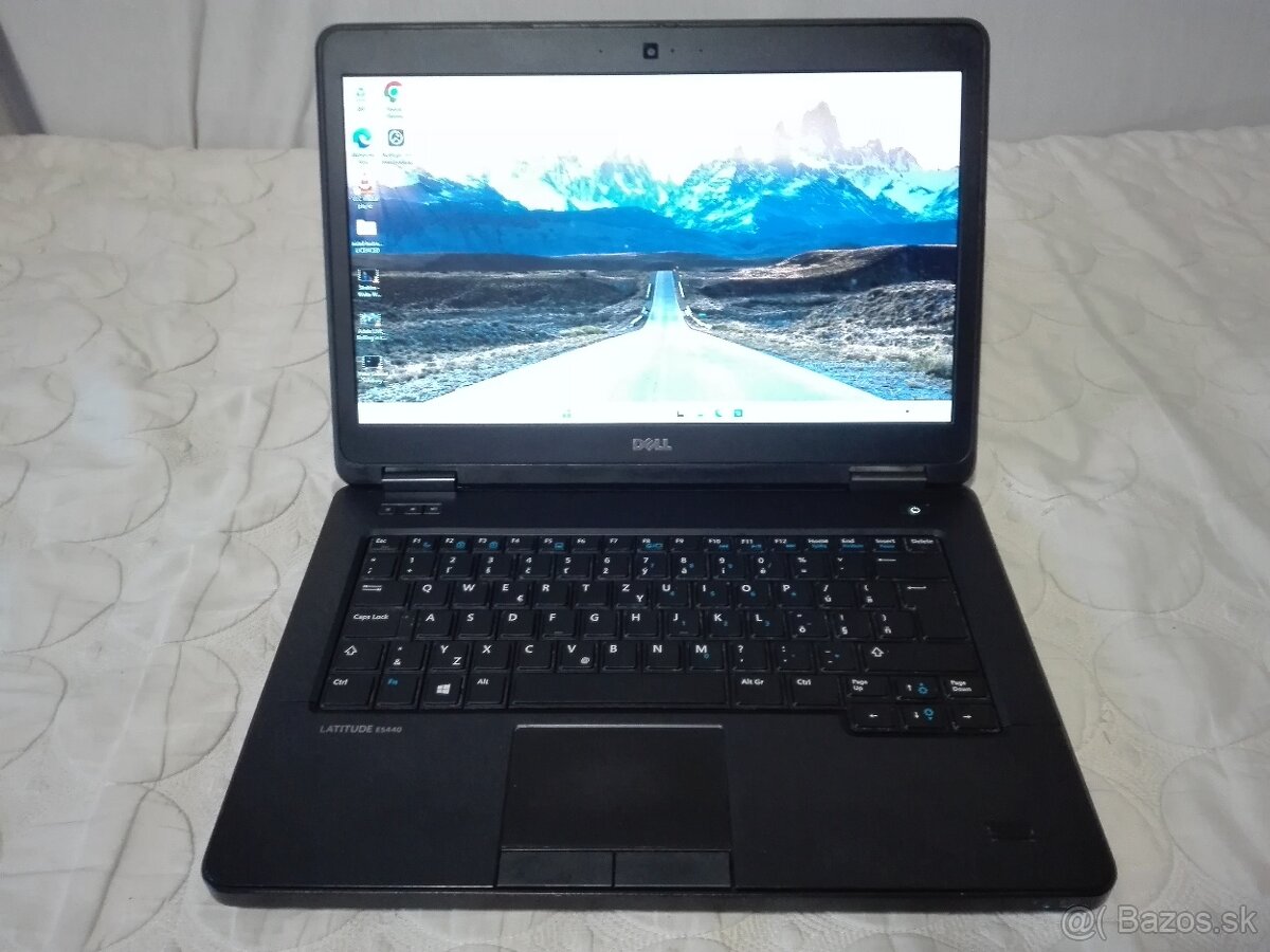 Dell. i5.SSD 128 GB+500 GB. 8 GB RAM. Nová baterka. - 7