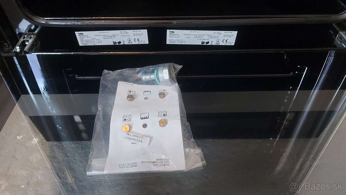 KOMBINOVANÝ SPORÁK BEKO + DIGESTOR MORA -NEREZ-60CM - 7