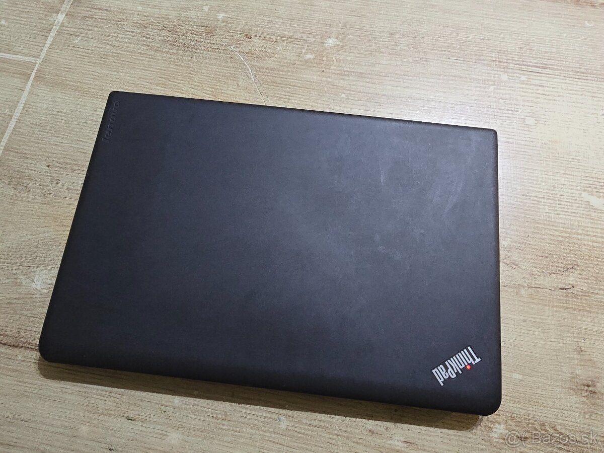 15.6 palcove Lenovo E560 s 8gb ram a intel core i5 procesoro - 7