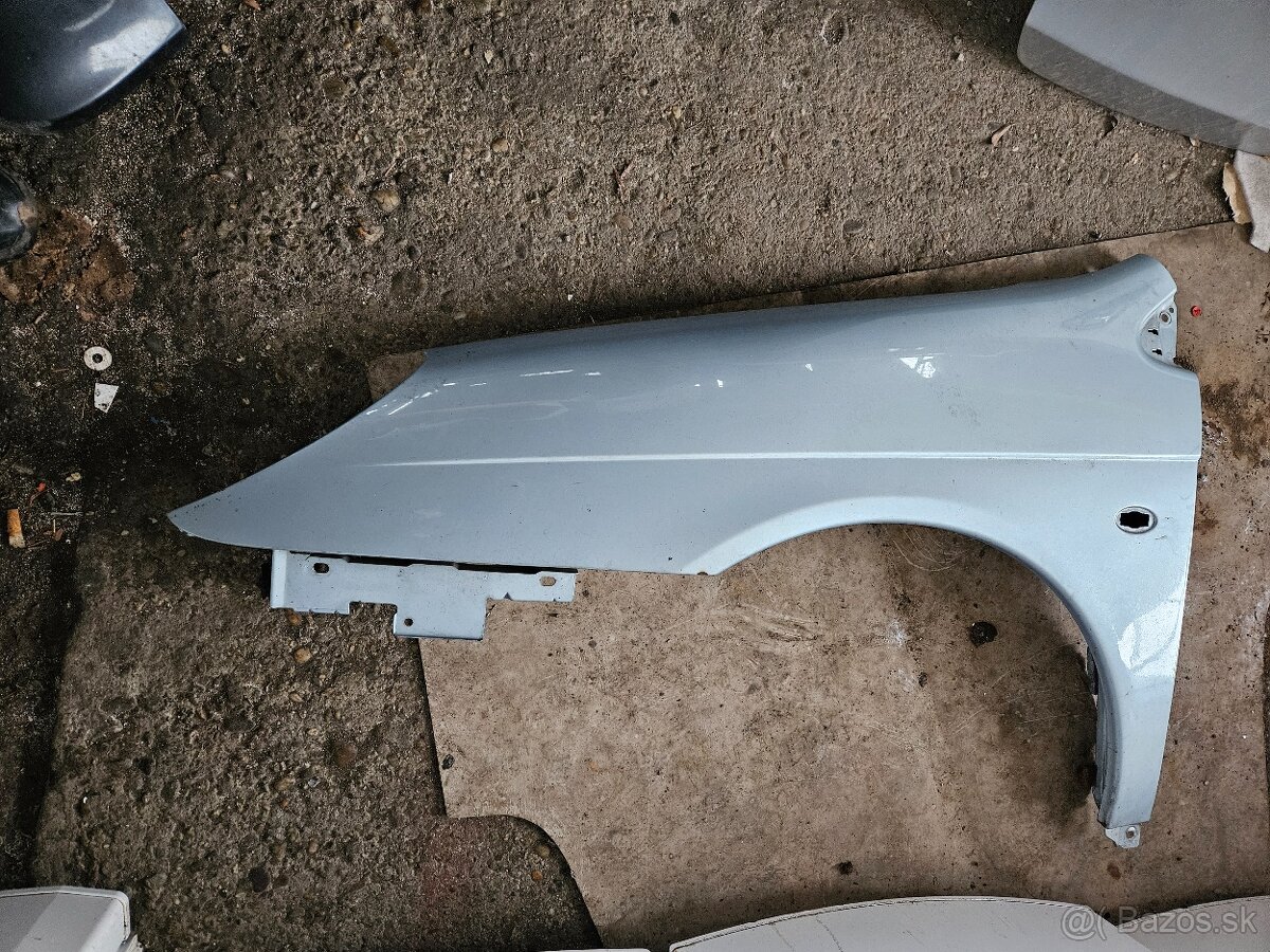 Predné blatníky na rôzne autá predám. - 7
