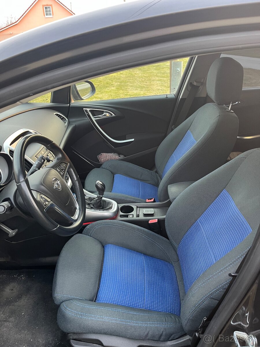 Opel Astra J 1,4 turbo 103kW - 7