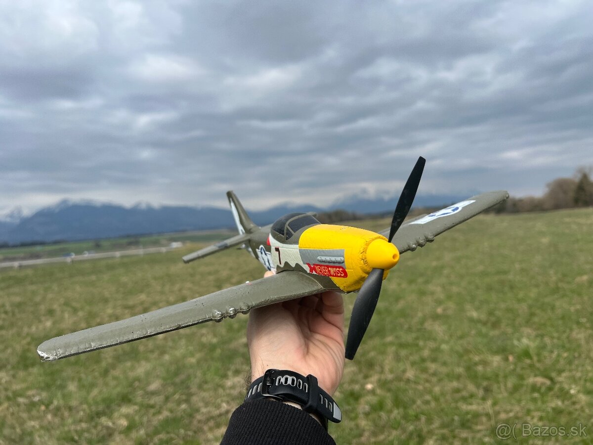 Predam rc lietadlo p51 400mm - 7