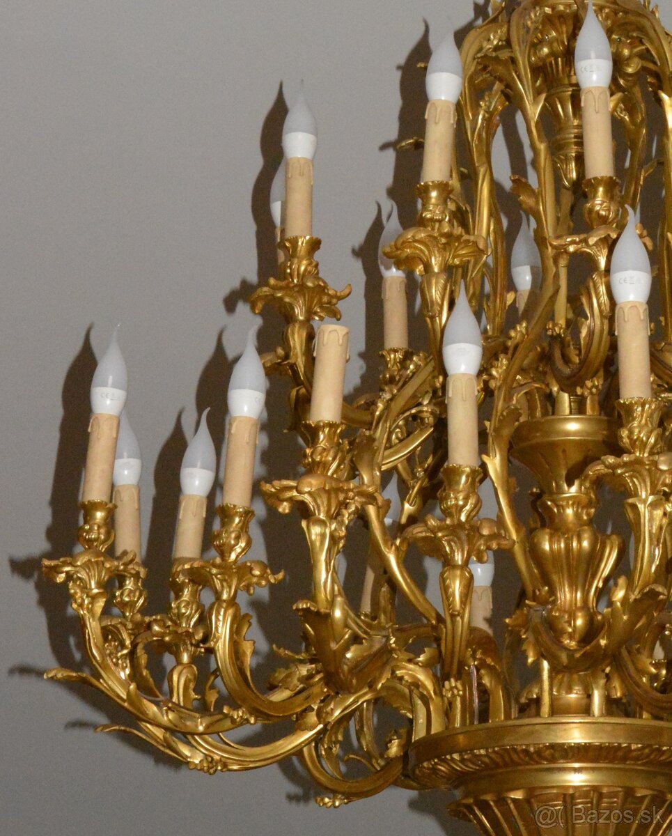 Zámecký bronzový lustr - UNIKÁT - 30 ramen - 142cm - 7