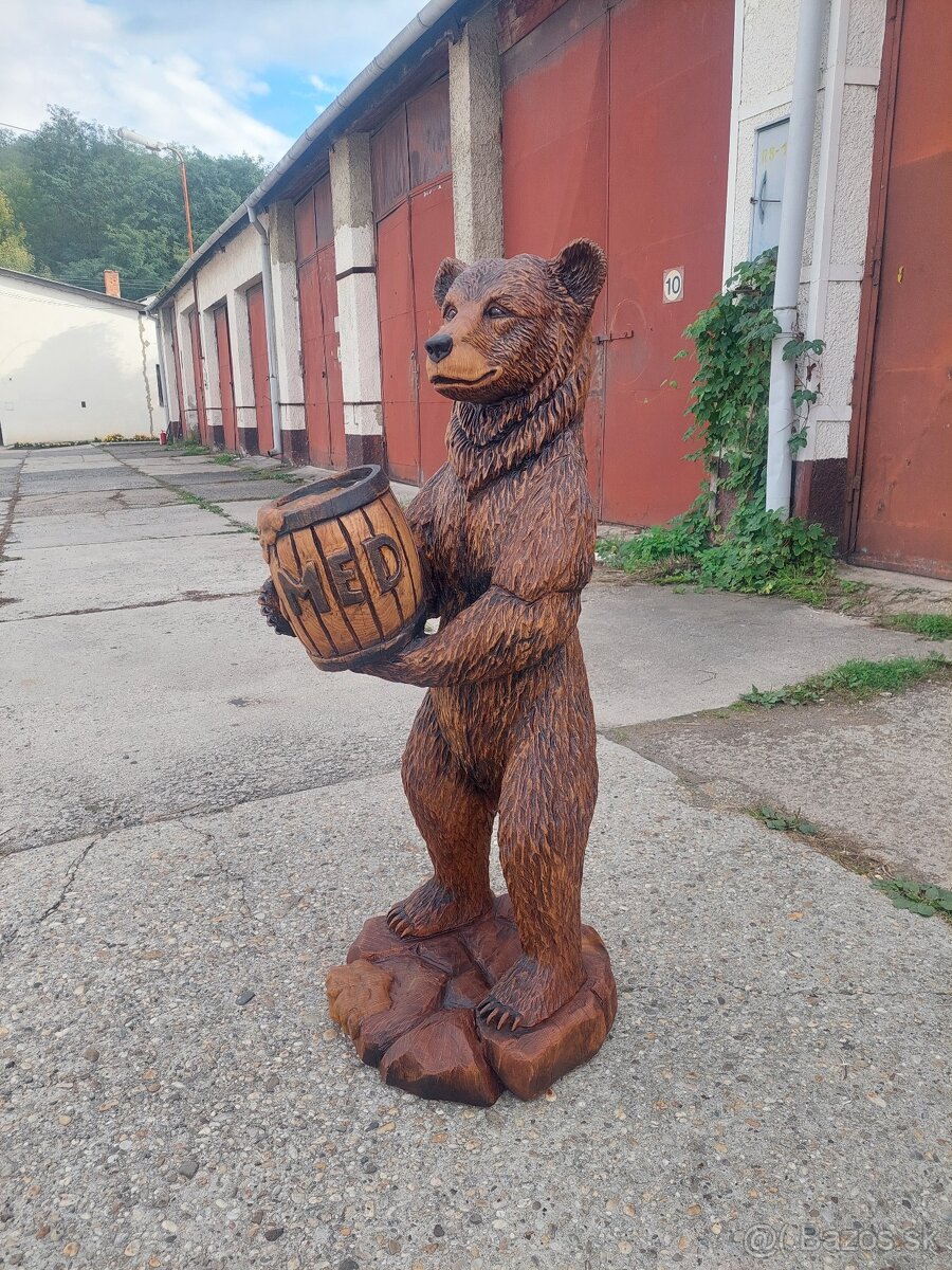 Medveď so súdkom medu - 7