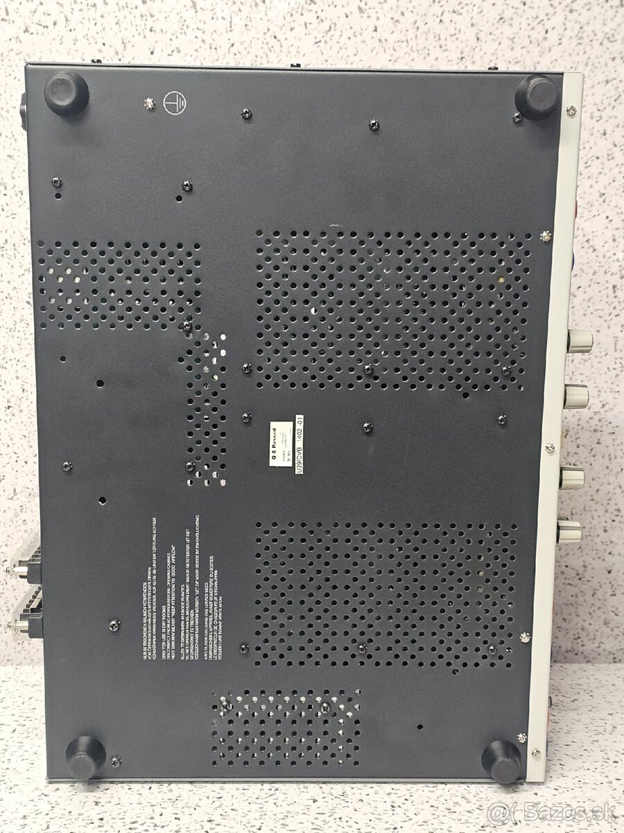 VOLTCRAFT Plus VSP 2405 HE 》2x 40V - 5V / 1x 6V - 1.5A - 7