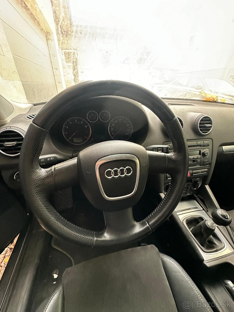 Rozpredam Audi A3 8P 2.0fsi 110kw - 7
