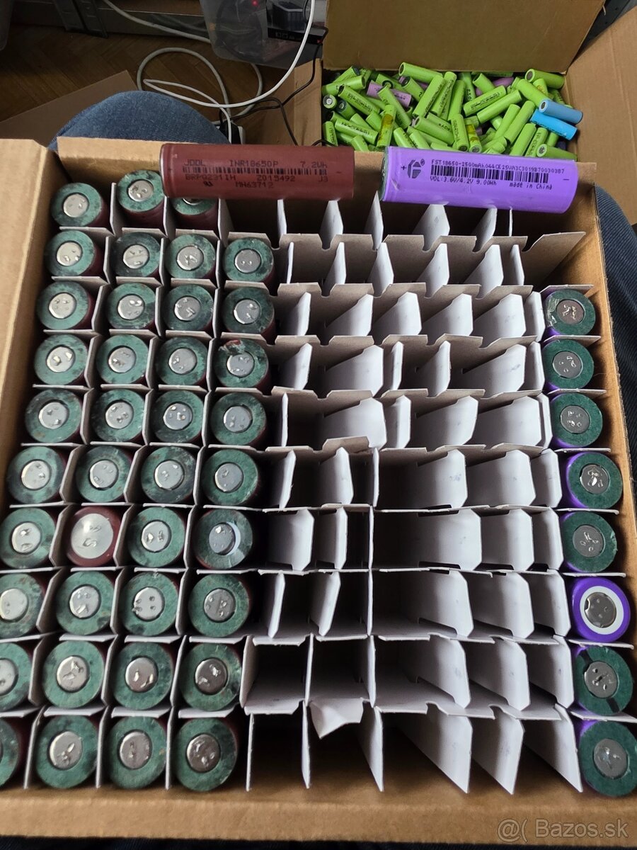 Predám použité články batérií 18650 - 7