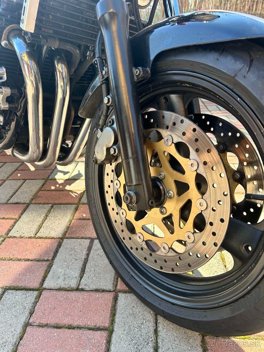 YAMAHA XJR 1200 - 7