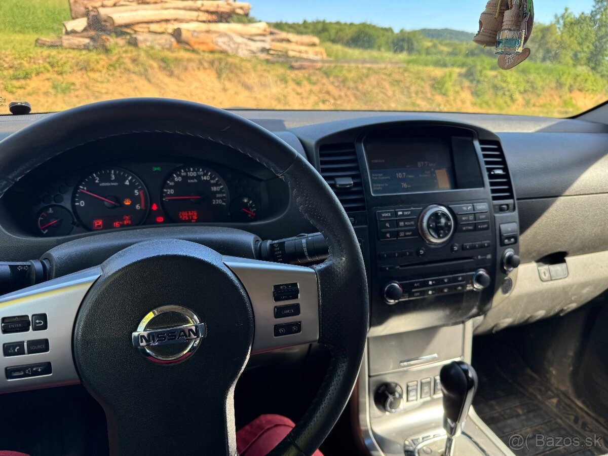 NISSAN NAVARA D40 DOUBLE CAB - 7
