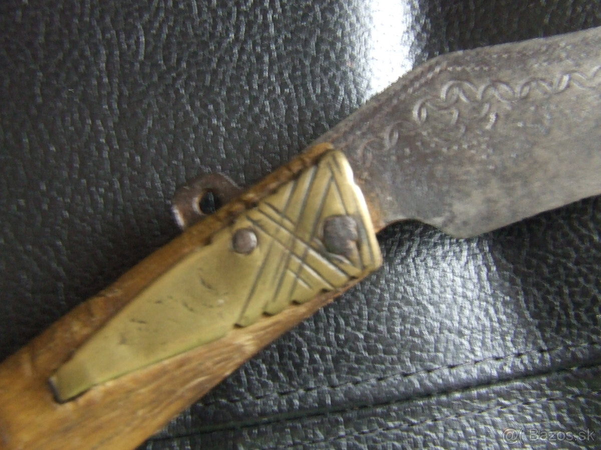 Balkánsky starý zatvárací nôž. 18 storočie - 7