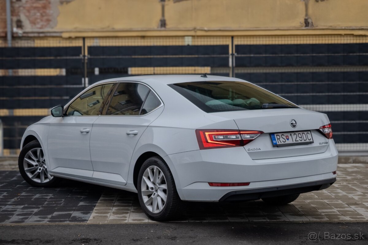 Škoda Superb - 7