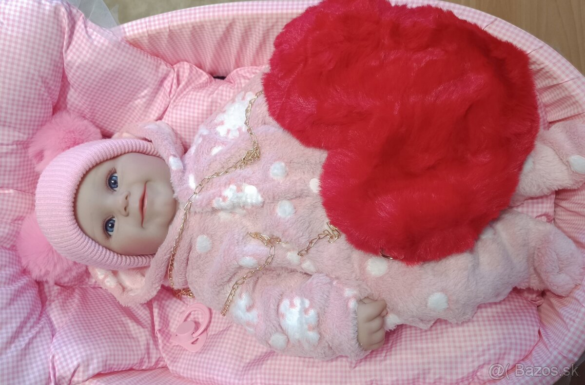 Realistická bábika Julinka - 7