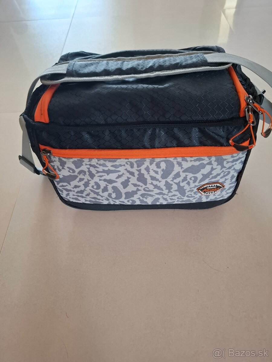 Prívlačové prúty + navijaky + taška - 7