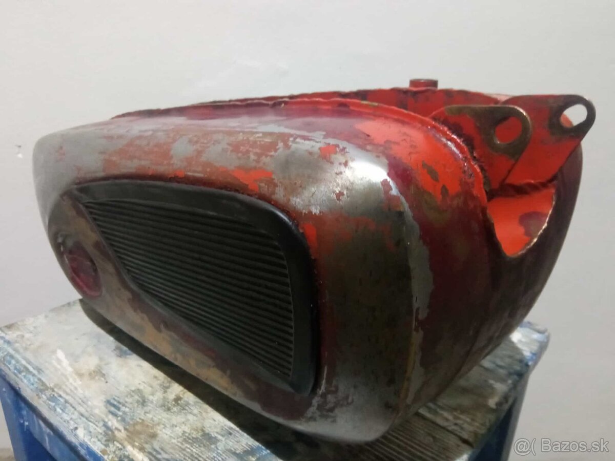 ČZ 175/477 nádrž - 7