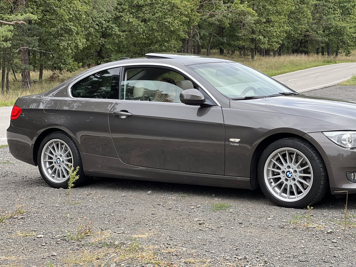 BMW 330i xDrive e92 - 7