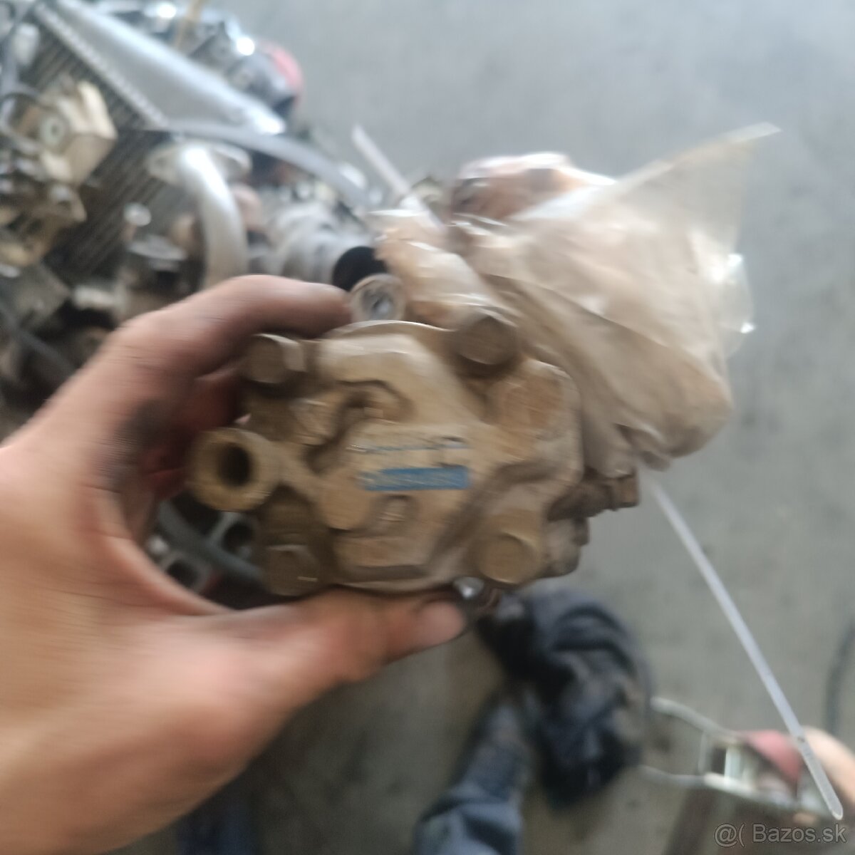 Predám zbytok motora dz30 - 7