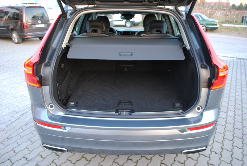 Volvo XC60 D4 Inscription⭐4X4⭐Automat 8st⭐ODPOČET DPH - 7