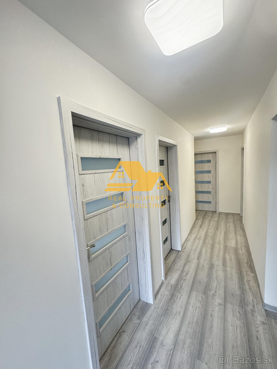 Predám dvojgeneračný dom v tichej lokalite v meste Hurbanovo - 7