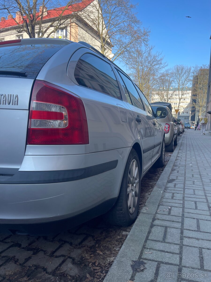 Škoda Octavia 1,6Mpi r.v.2011 - 7