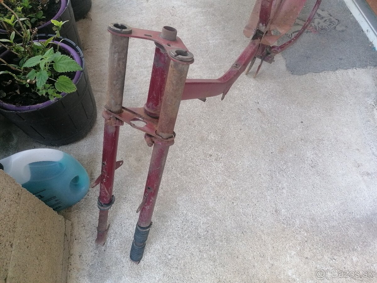 Predám rám s vidlicami na Jawa 555 pionier - 7