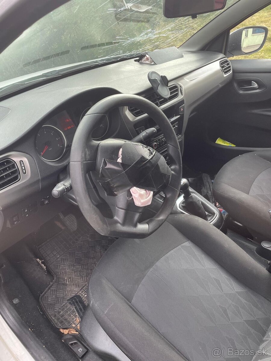 Citroën c-elysee 1.6 - havarované - 7