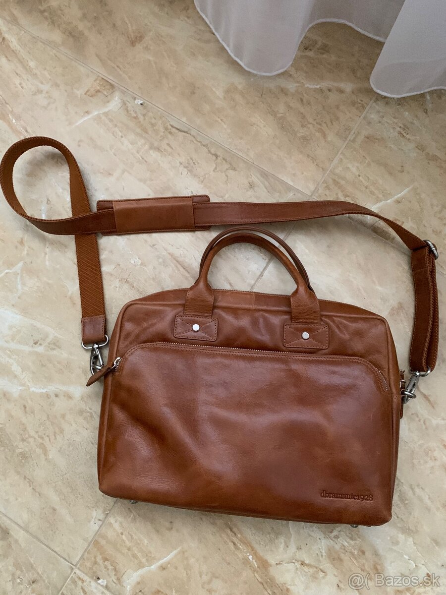 Apple MacBook Air 13” 2015 intel Core i-5 8GB RAM 128 GB SSD - 7