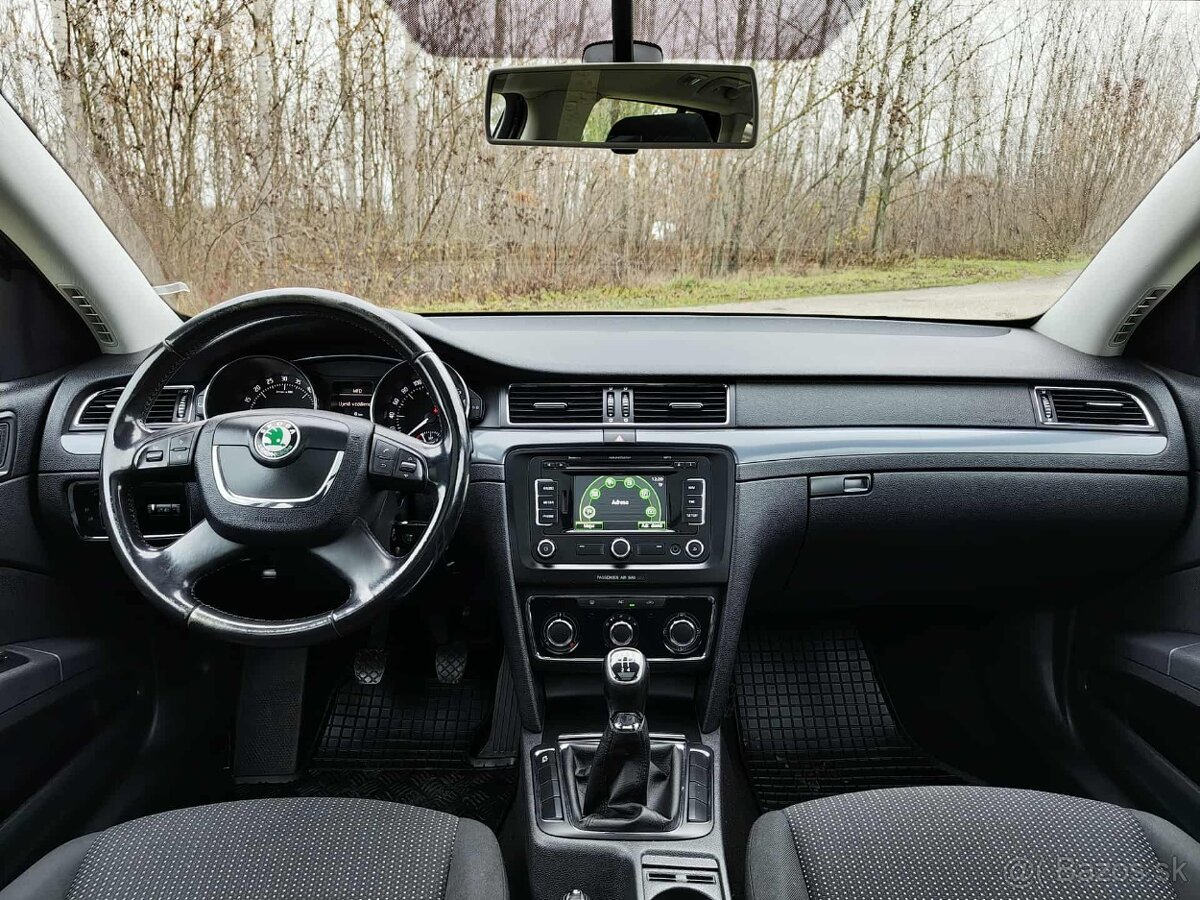 Škoda Superb combi 1.6 TDI CR DPF Comfort - 7