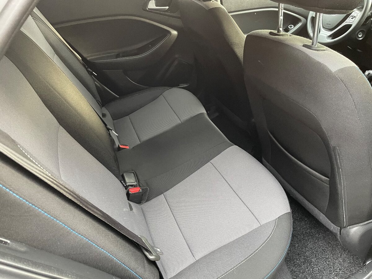 Hyundai i20 1.2i 16V Comfort - 7