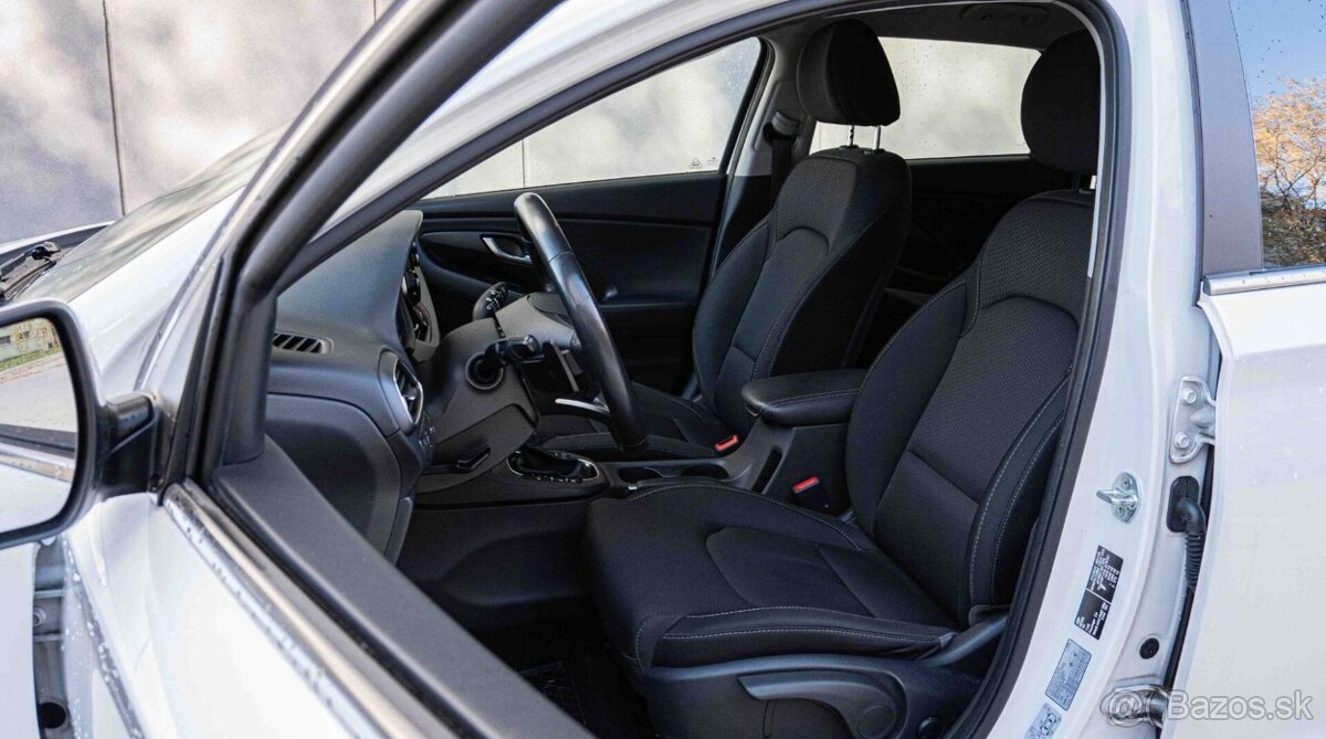 Hyundai i30 CW 1.6 CRDi Classic DTC - 7