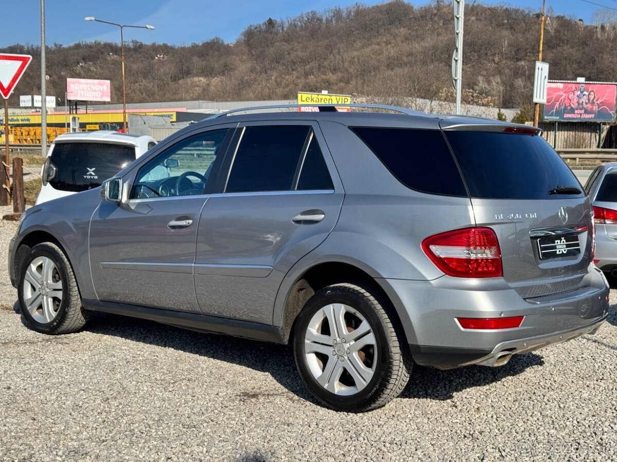 Medrcedes ML320cdi - 7