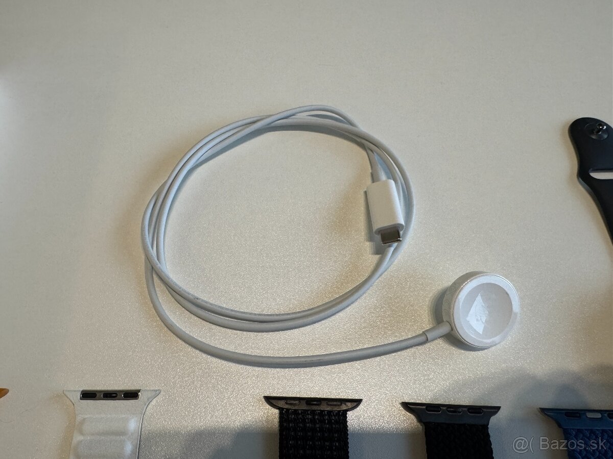 Apple Watch SE 2. generace GPS 44mm - 7