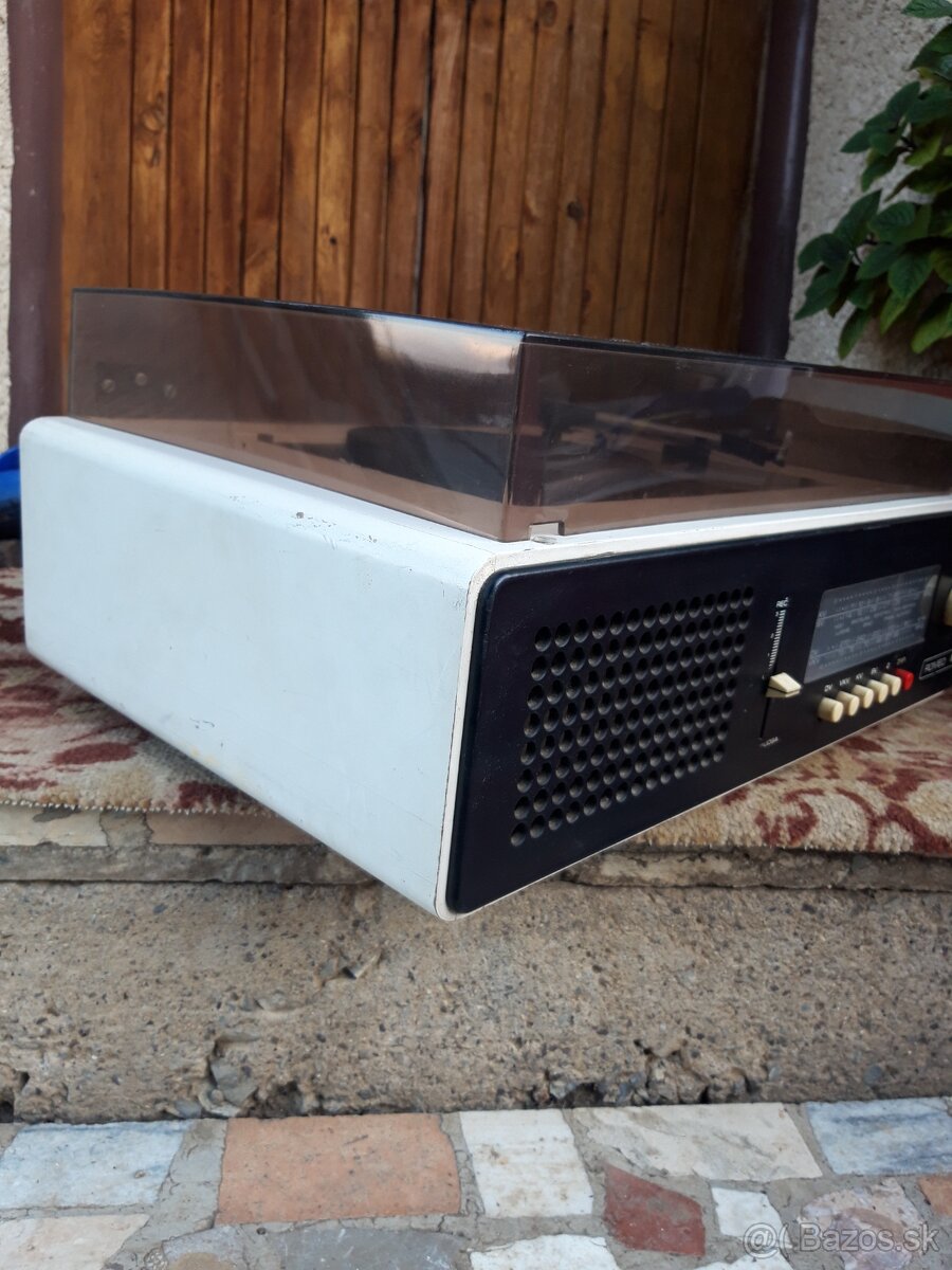 Gramorádio Tesla Romeo 1029A - 7