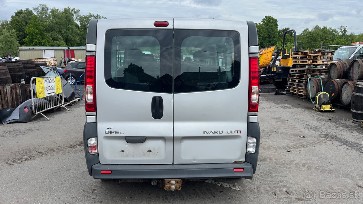 Opel Vivaro 2.0dci M9R E7 - 7