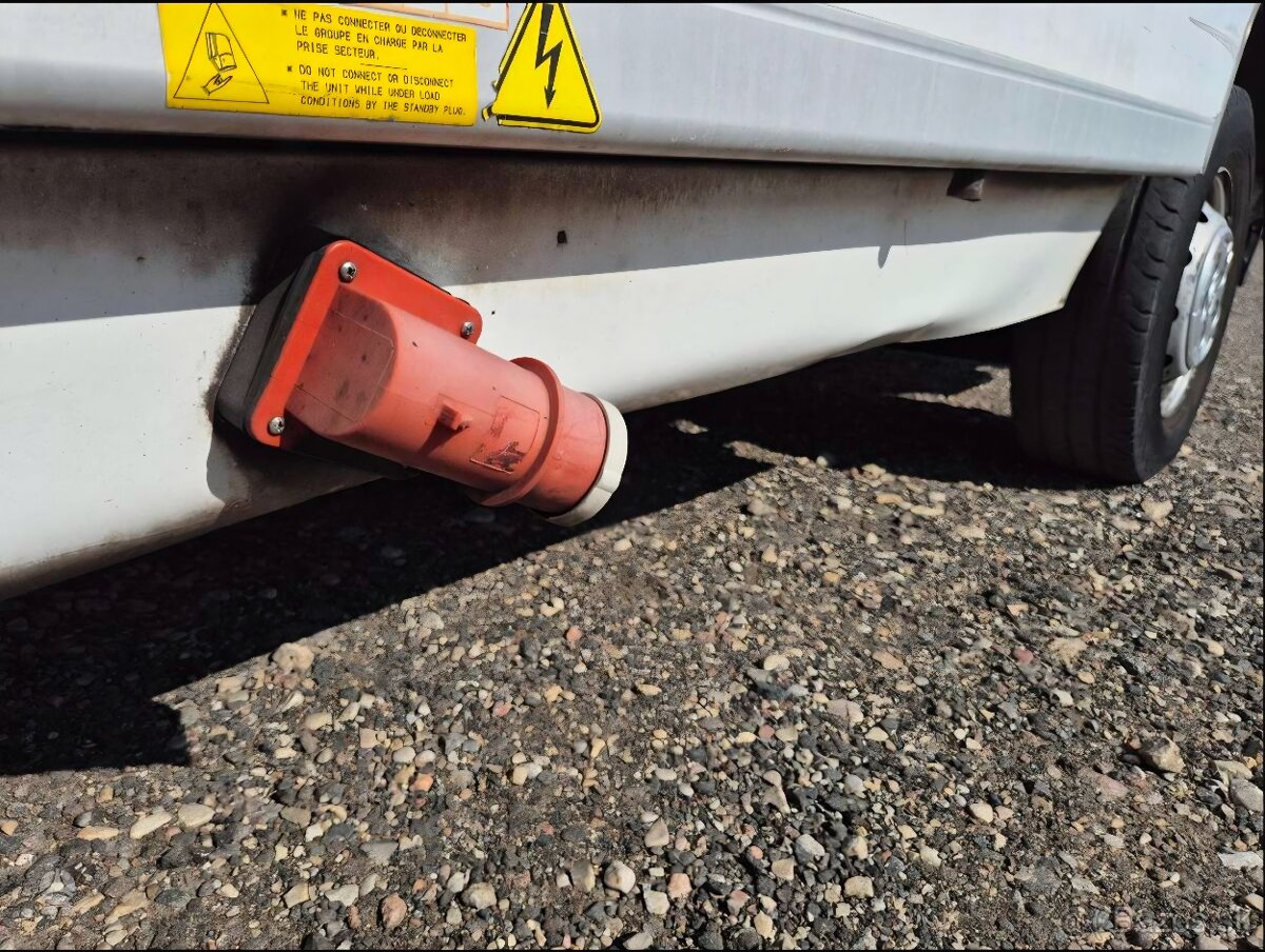 Fiat Ducato chladiarenske auto - 7