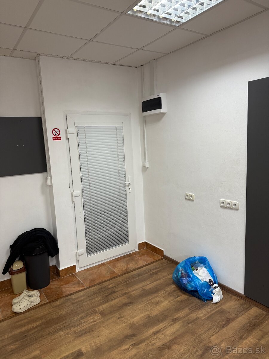 Krásny priestor na prenájom - 7
