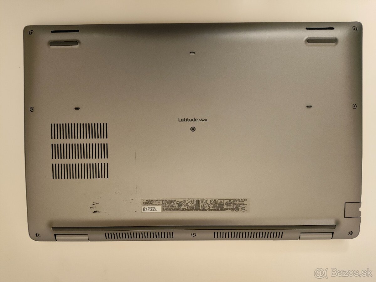 Dell Latitude 5520| i3-1125G4 | 8 GB RAM | 256 GB SSD | 15.6 - 7