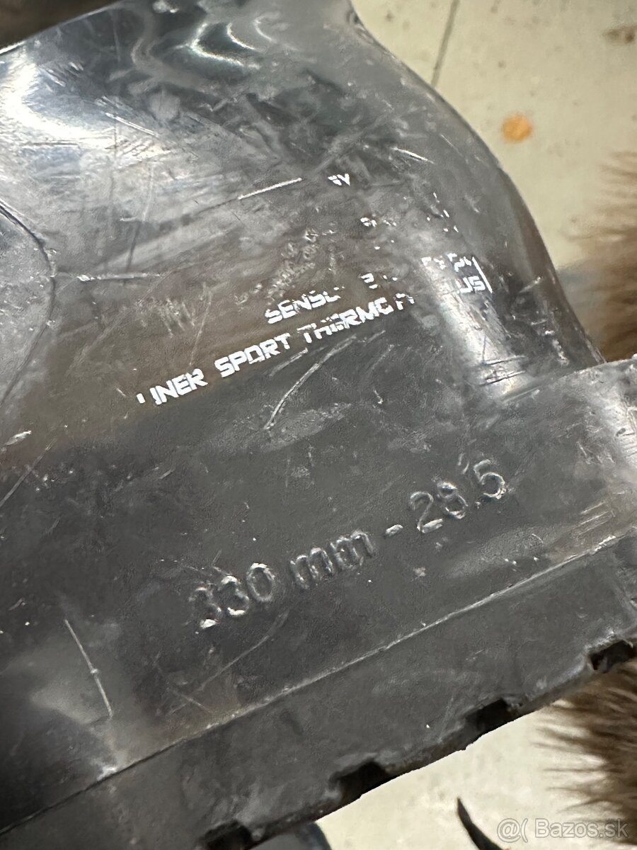 Predám lyže + Lyžiarky - 7