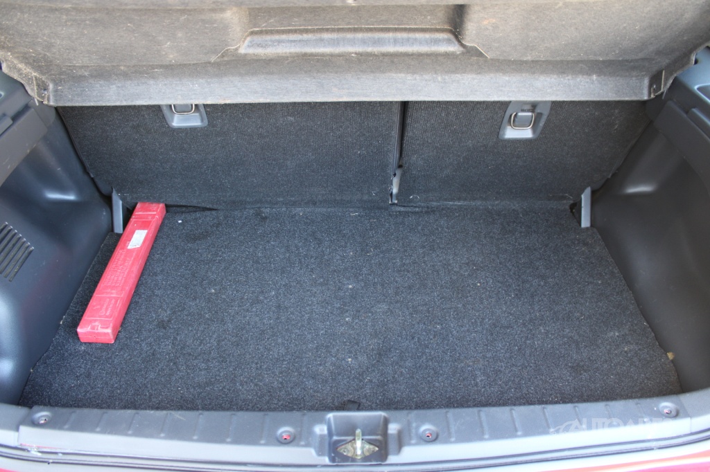 Suzuki Ignis 1,3 i 16V DOHC 69 kW - 7