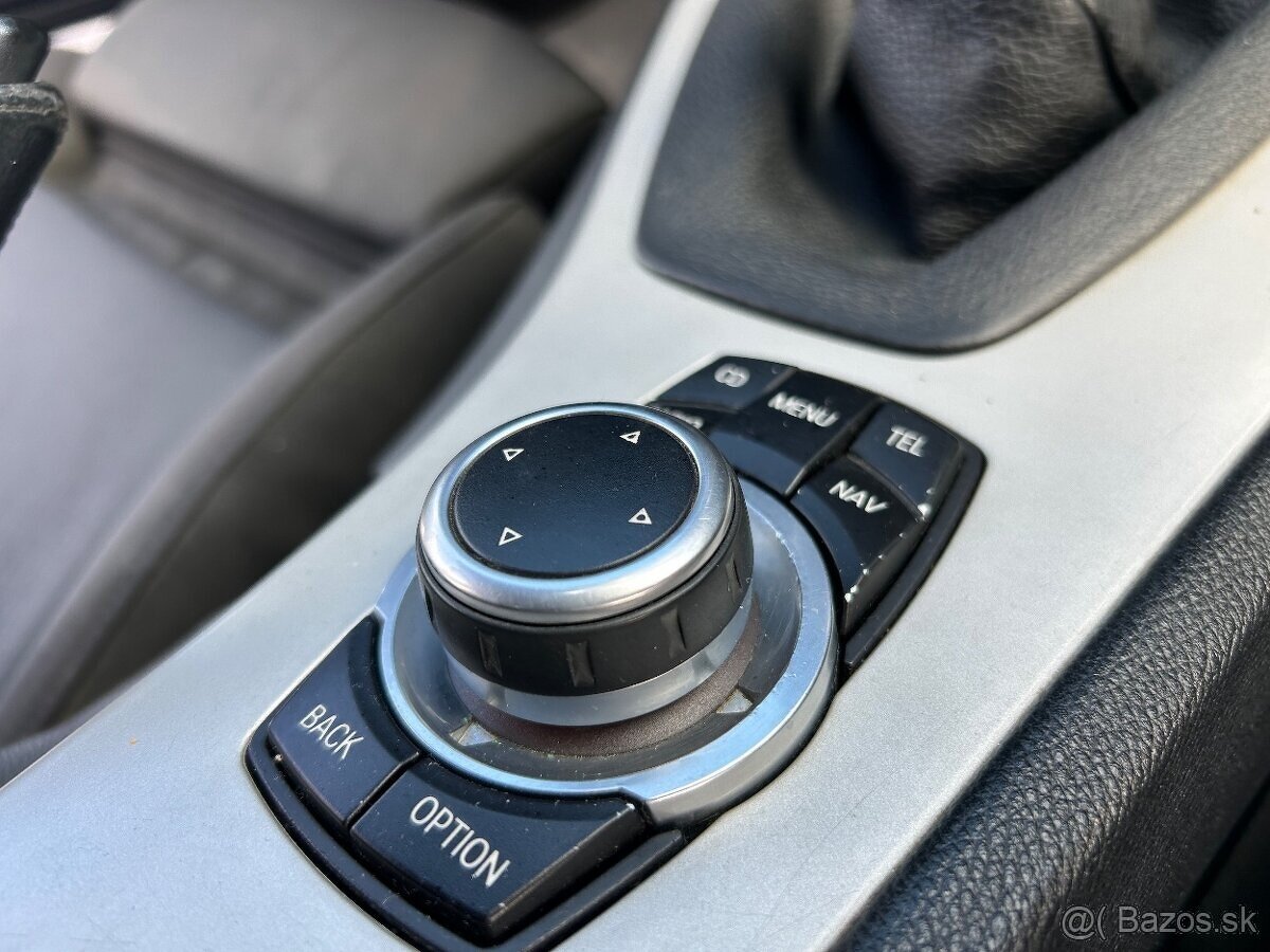 BMW e91 2.0D 105KW - 7