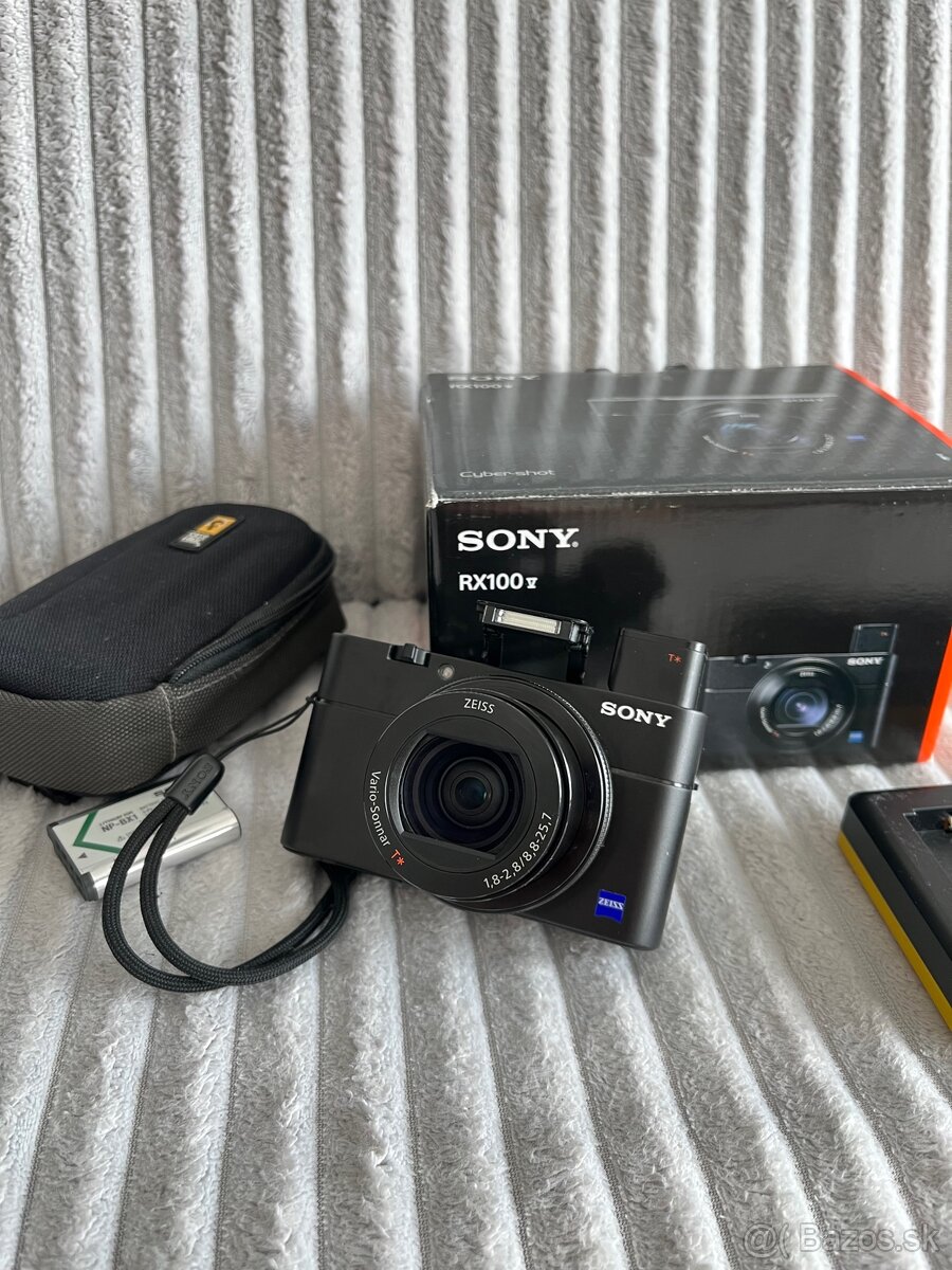 Sony Cyber-shot DSC - RX100 M5A - 7